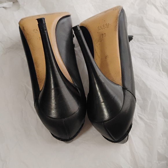Gucci High Heel Loafers - Size 8b - Black - Leather - Picture 4 of 16